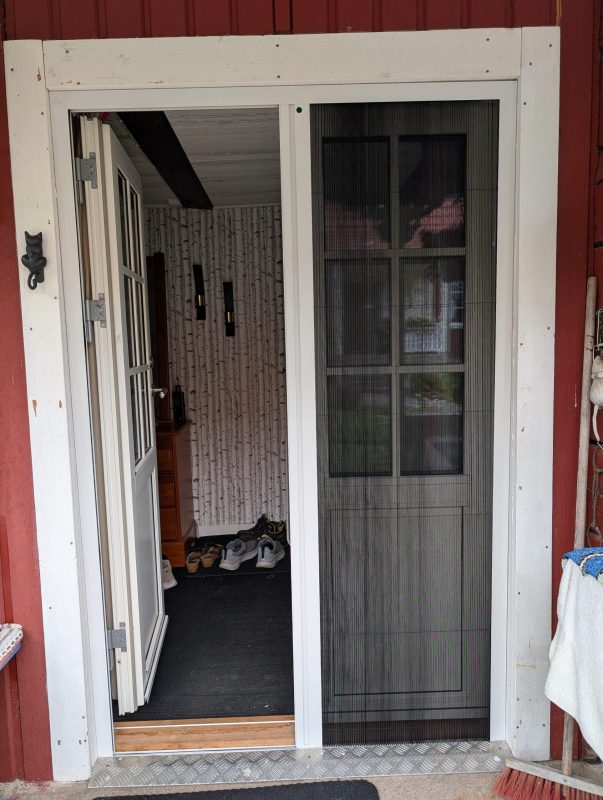 Image #4 from Madelaine